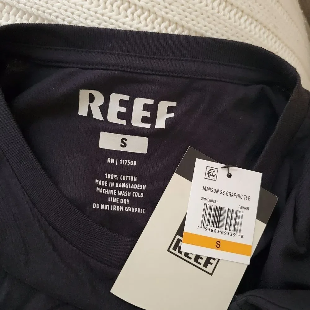 Reef Jamison Graphic T-shirt Sz Small
